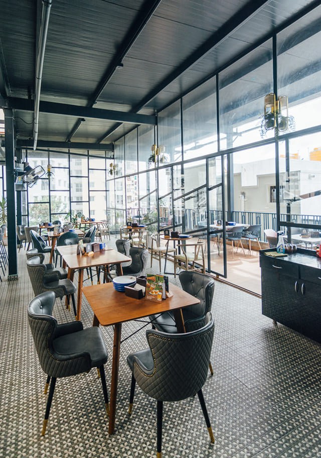 Stories - Bar & Kitchen