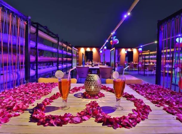 Photos of Bliss Rooftop Cafe & Restaurant Restaurant, Hotel Neelkanth ...