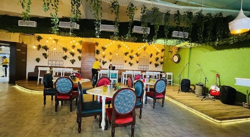 Explore Cafe Yum Yum in Lalpur, Ranchi