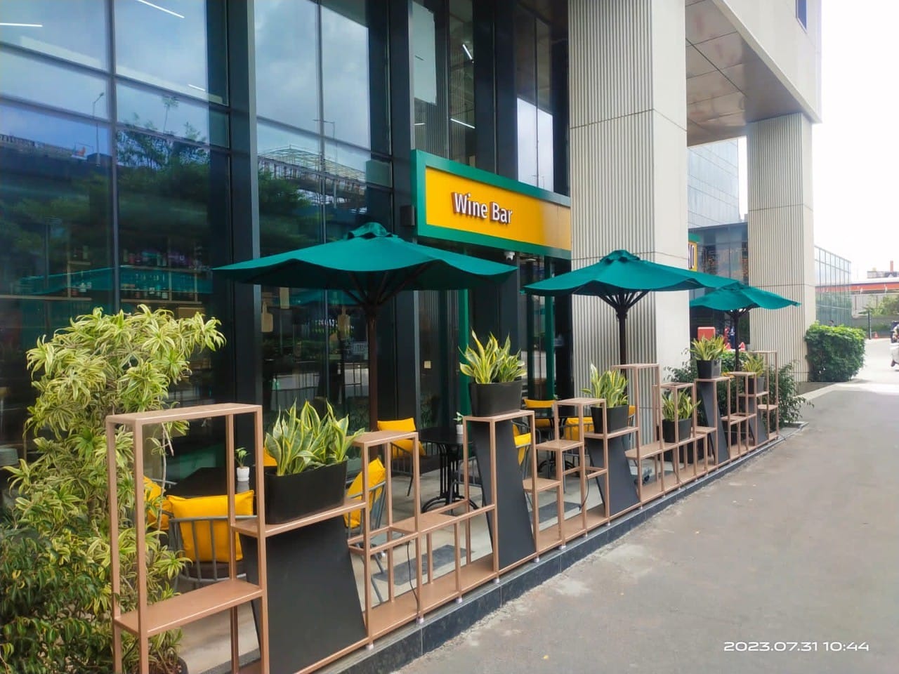 Best Restaurants in Manyata Tech Park, Nagawara | EazyDiner