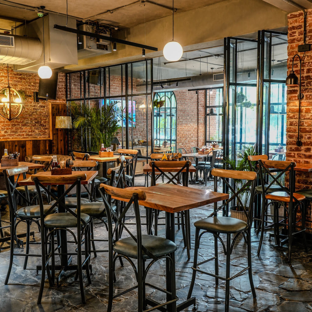 Best Pet Friendly Restaurants Near Me 🍽️ | EazyDiner