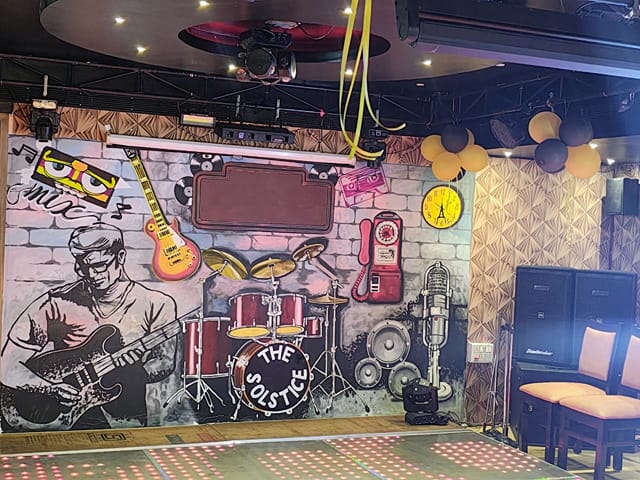 The Solstice Lounge & Restaurant