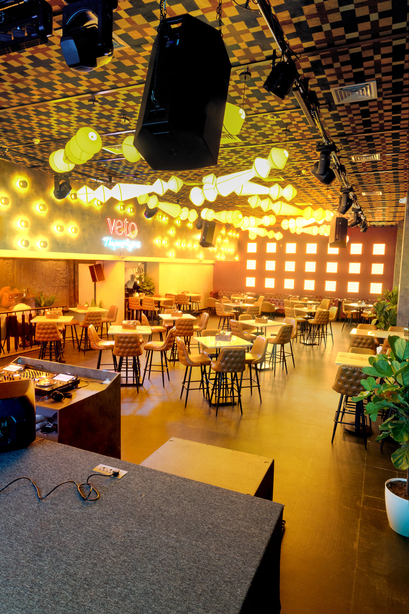 Explore ELSEWHERE Lounge & Kitchen in Gachibowli, Hyderabad