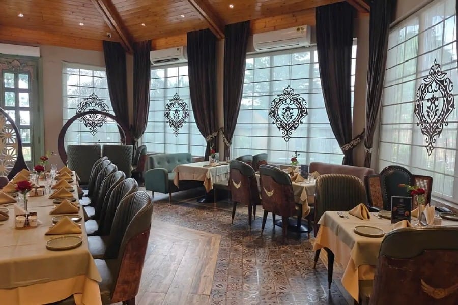 Premium Dining