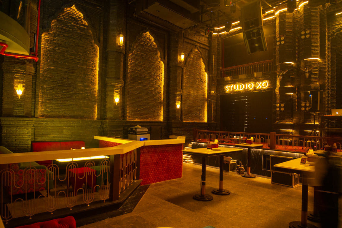 Studio XO x Stone Waters in Financial District, Hyderabad | Get Upto 50 ...