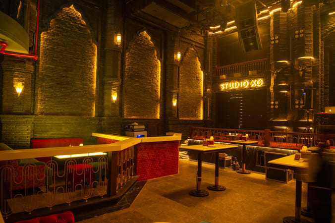 Studio Xo Studio XO x Stone Waters in Financial District, Hyderabad | Get Upto 50 ...
