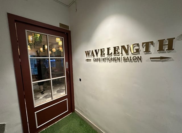 Wavelength Cafe & Kitchen 