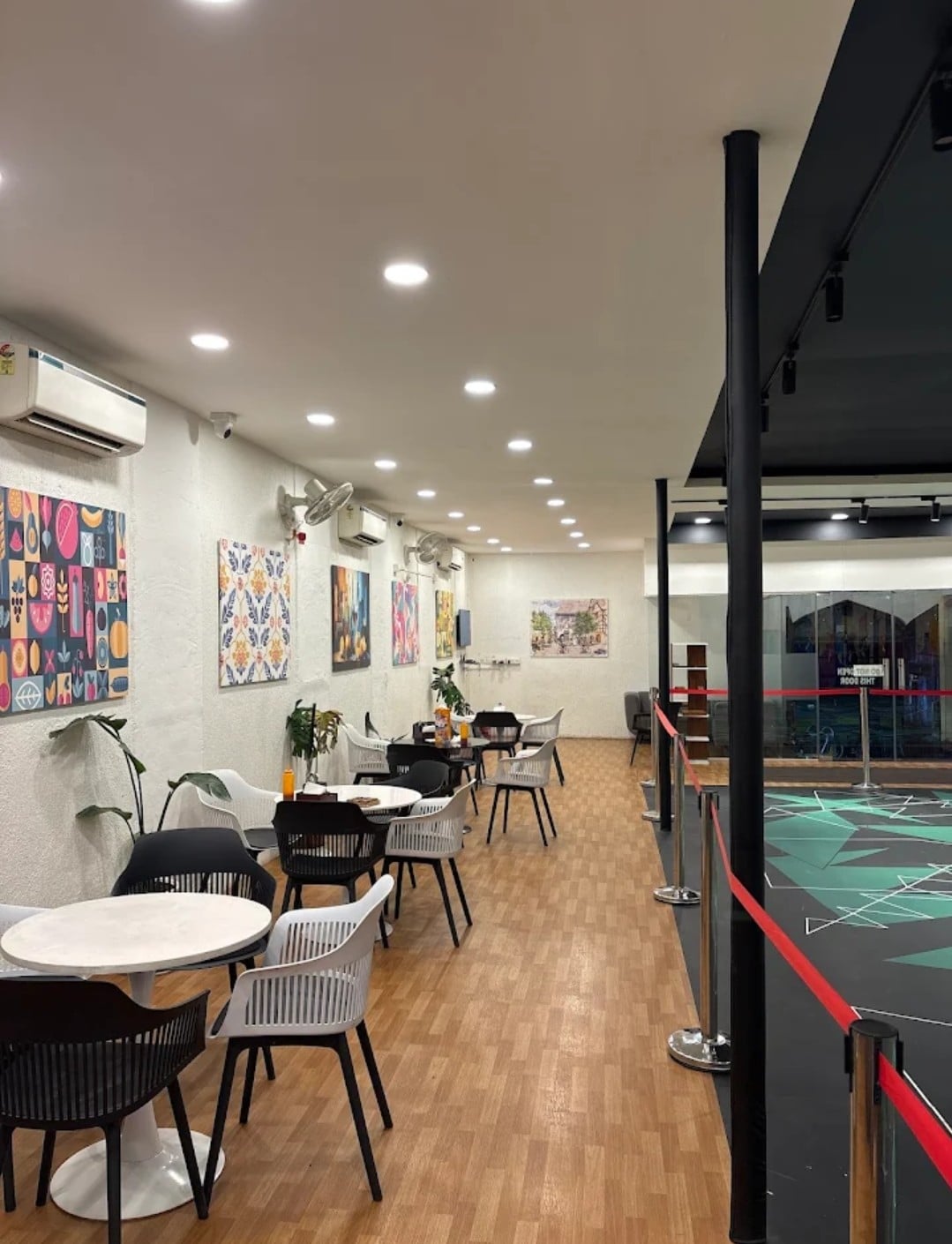 OutDo Restro in Hinjawadi, Pune | Get Upto 50% Off