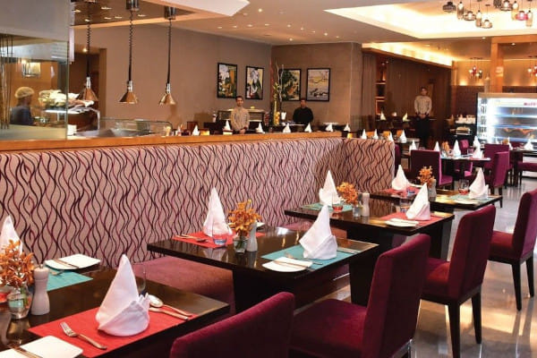 Cafe G, Crowne Plaza, Gurgaon