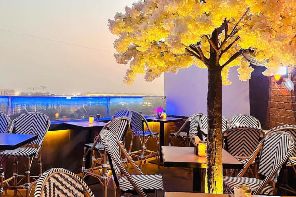 Toast - Bistro & Bar, Marol, Central Mumbai