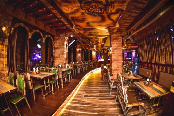 The Flying Dutchman, Sector 32, Noida