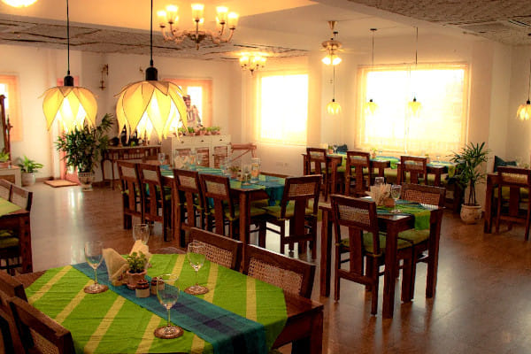 Poornatva Organic Cafe And Bakery, Sector 49, Noida