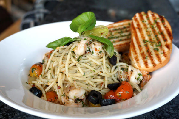 Prawn Aglio E Olio, Alma Bakery & Cafe, Noida