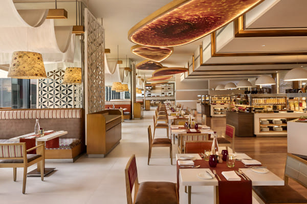 Café Pluck, Pullman New Delhi Aerocity - An AccorHotels Brand