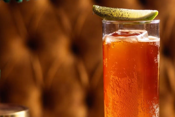 Thai Tea- Totaler, Banng, Two Horizon Center