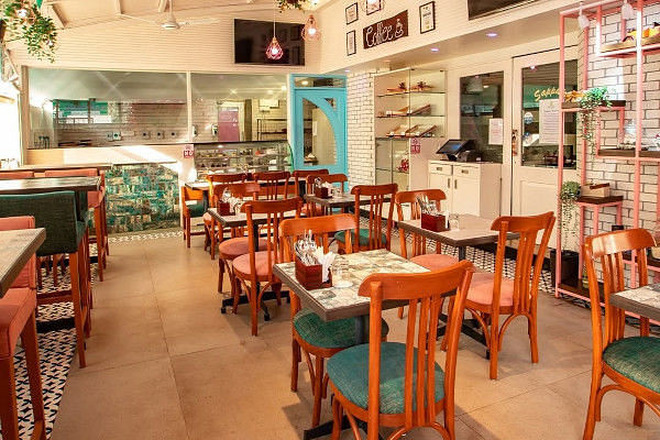 Cafe 49, The Emerald - Hotel & Service Apartments, Mumbai