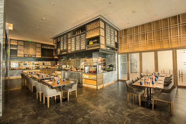 Lake View Café, The Westin Mumbai Powai Lake