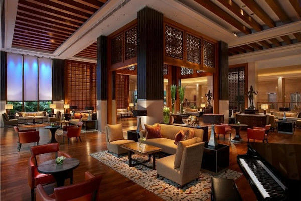 The Lobby Lounge, The Leela, Mumbai