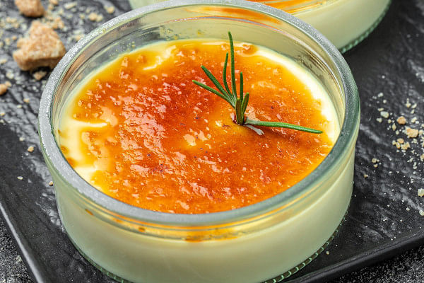 Crème Brulee, Fiona, Radisson Blu Mumbai