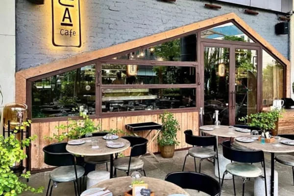 Nua Cafe, Worldmark 3