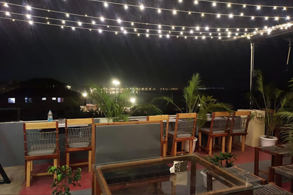 84 Above, Dumrao Bagh, Varanasi