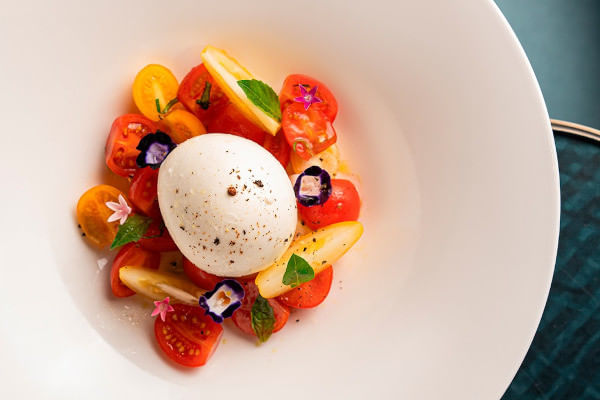 Caprese salad, ARMANI / CAFFĒ, Jio World Plaza, BKC