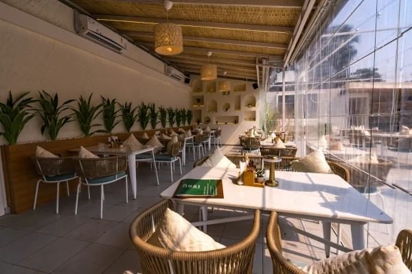 Greenr Cafe, Pali Hill, Bandra West, Western Suburbs