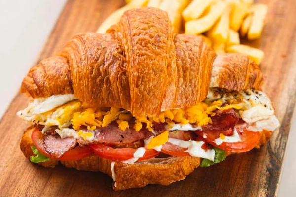 Bacon Egg & Cheese Croissant @ Sandy's Chocolate Laboratory, Nungambakkam, Chennai