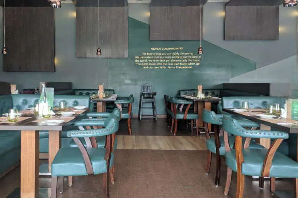 Supreme Upper Crust, Vennala, Kochi
