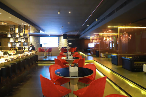 Club Fenicia, Sector 5, Salt Lake