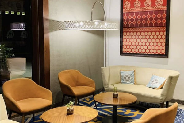 Silk Bar, Grand Mercure Mysore