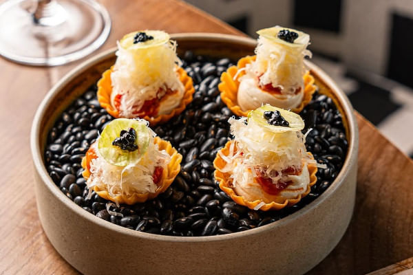 Cherry Tomato Tart, Bağlami, Bandra Kurla Complex (BKC), Western Suburbs