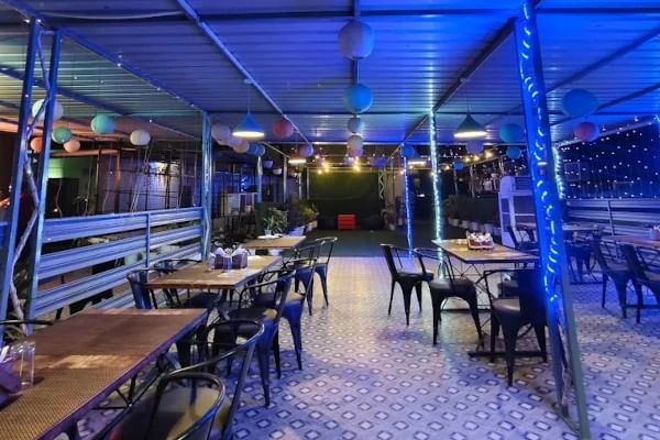 Cubic Cafe Rooftop, Susuwahi, Varanasi