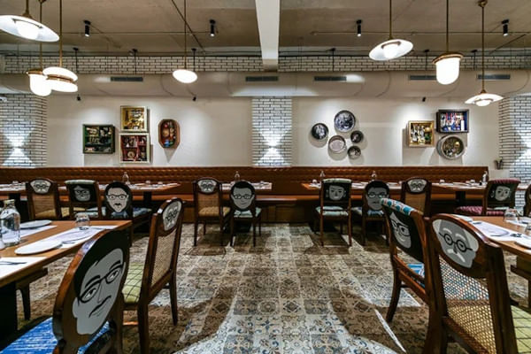 Family Tree, Ghatkopar East, Central Mumbai