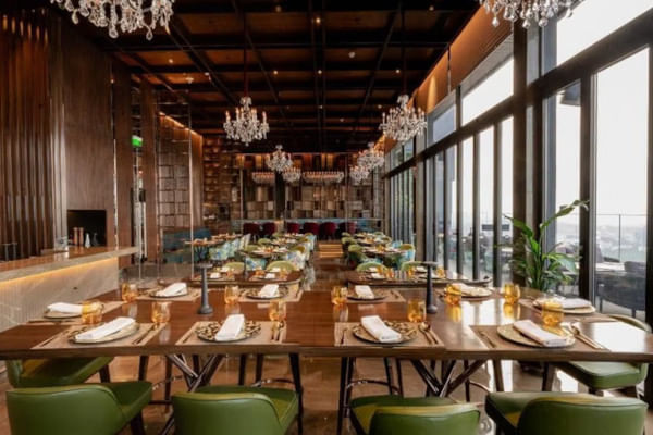 Al Di La, Conrad Pune, Pune