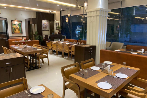 Durva Restaurant, Dhantoli, Nagpur