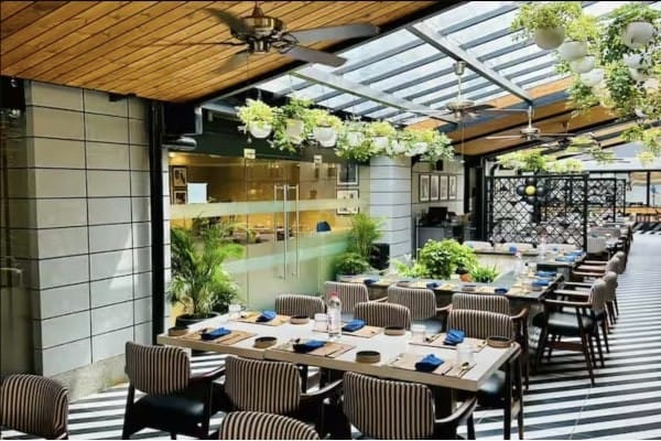 Brigade Road, Central Bengaluru, Restaurant Chef Pillai Brigade Road, Central Bengaluru