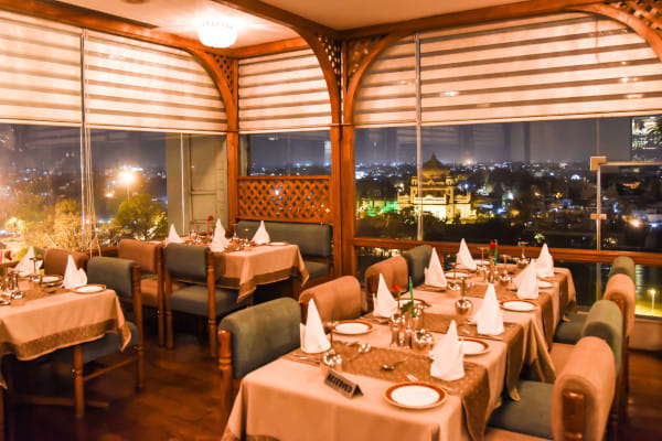 Falaknuma, Hotel Clarks Avadh, Lucknow