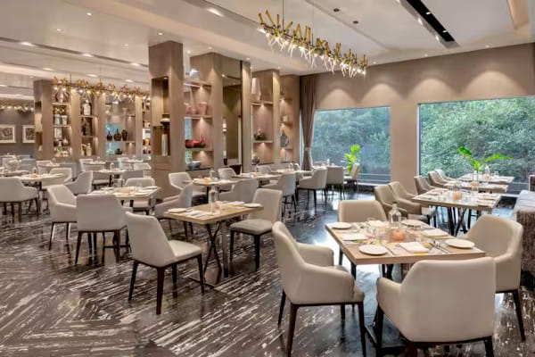 Gallery Cafe, Radisson Mumbai Andheri MIDC