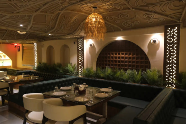 Devangere Benne, Annex Mall, Borivali East