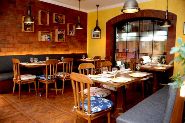 Caffé Tonino, Connaught Place (CP), Central Delhi