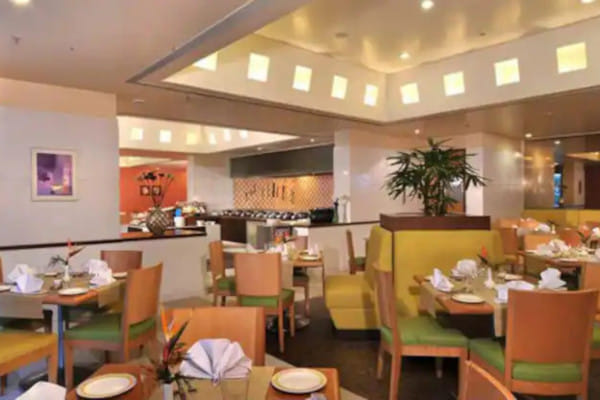 Flavours - Hotel Hometel, Hometel Chandigarh