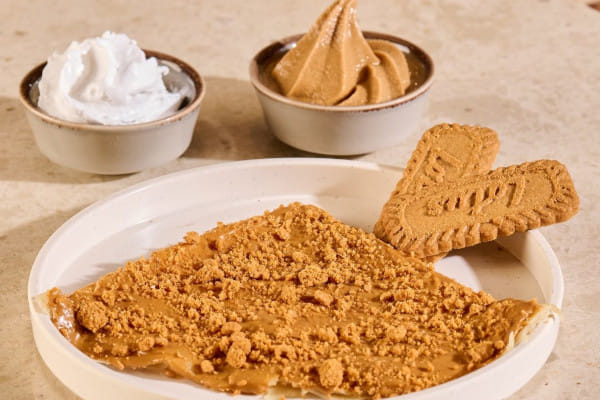 Lotus Biscoff Crepe @ HAV Coffee, Chowpatty, South Mumbai