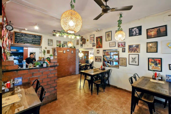 Hole in the Wall Cafe, Indiranangar, East Bengaluru