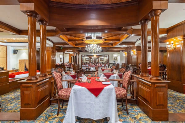 Navartana, Le Royal Méridien, Chennai