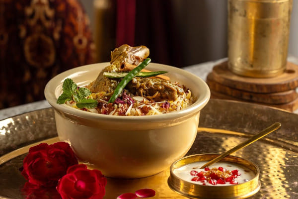 Qavalli, Epicuria Mall, Nehru Place