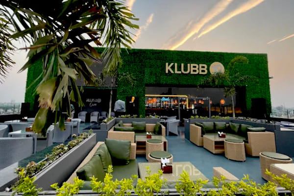 Klubb10 - Sky Lounge, Gariahat, Kolkata