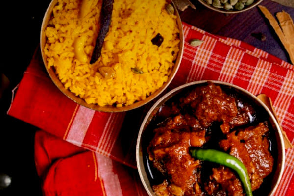 Sorshe Posto, Gariahat, Kolkata