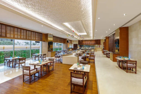 Cafe Pride, Pride Plaza Hotel, New Delhi