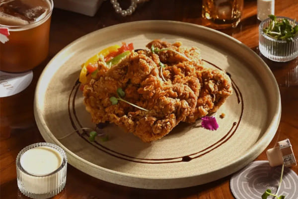 Ddion Fried Chicken, D Dion Qutab Institutional Area, South Delhi